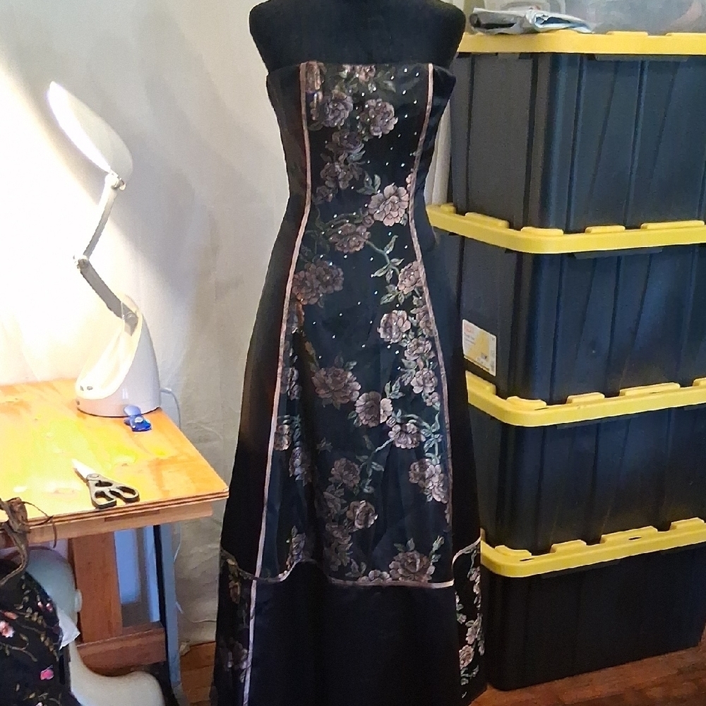 Jessica McClintock Strapless Rose Dress Size 2 - Picture 1 of 15